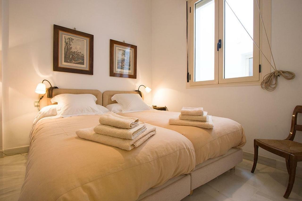 Toreros De Sevilla 5 Pax Экстерьер фото